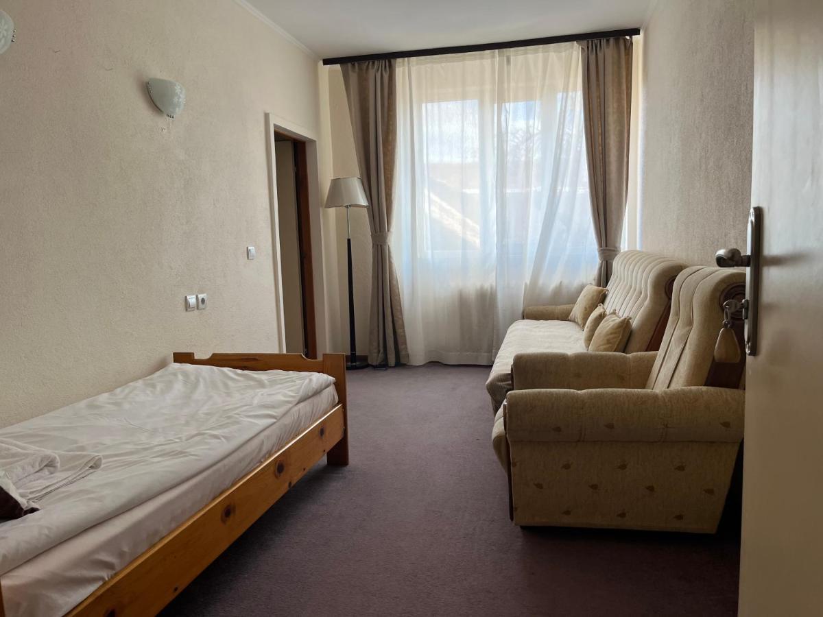 Hotel Horizont Dobrinischte Exterior foto